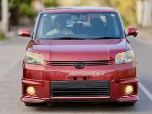 Toyota Corolla Rumion Hatchback 1.5 FWD 2010 Maroon