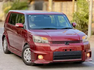 Toyota Corolla Rumion Hatchback 1.5 FWD 2010 Maroon