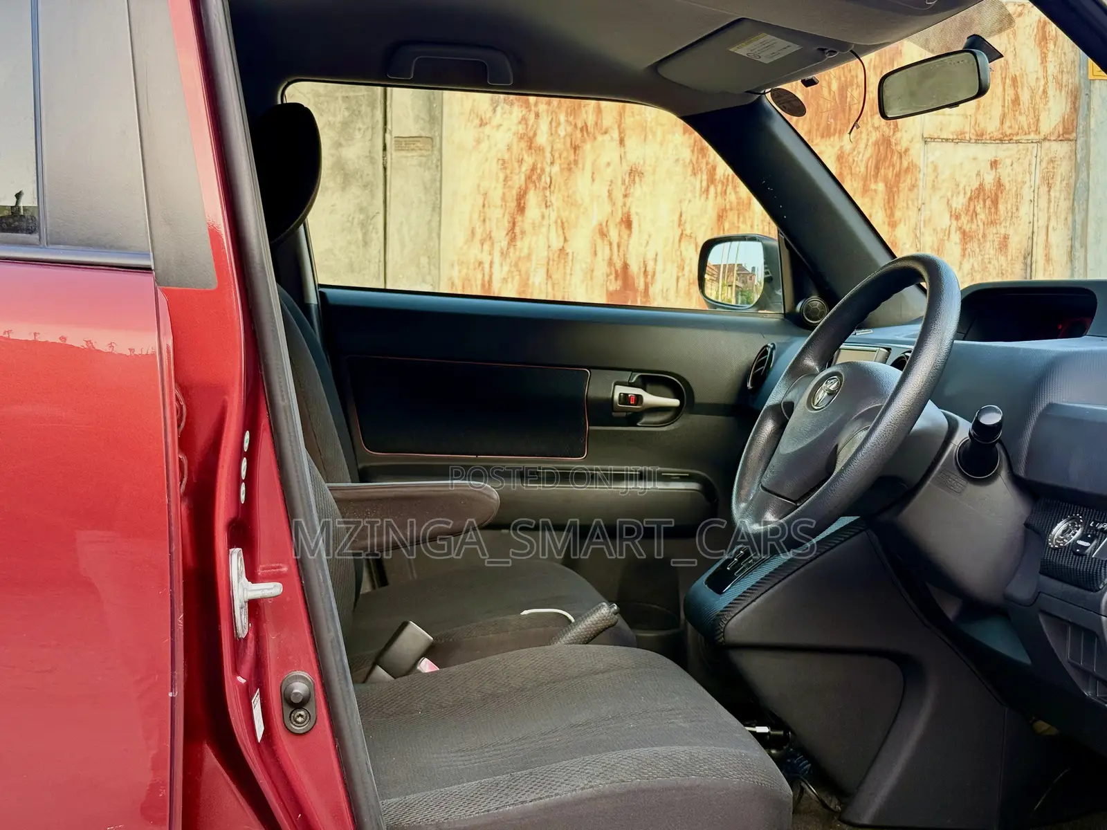Toyota Corolla Rumion Hatchback 1.5 FWD 2010 Maroon