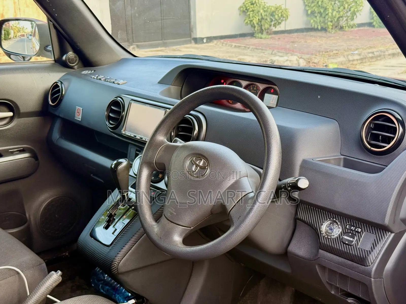 Toyota Corolla Rumion Hatchback 1.5 FWD 2010 Maroon