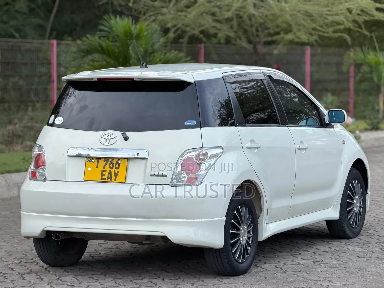 Toyota IST 2005 White