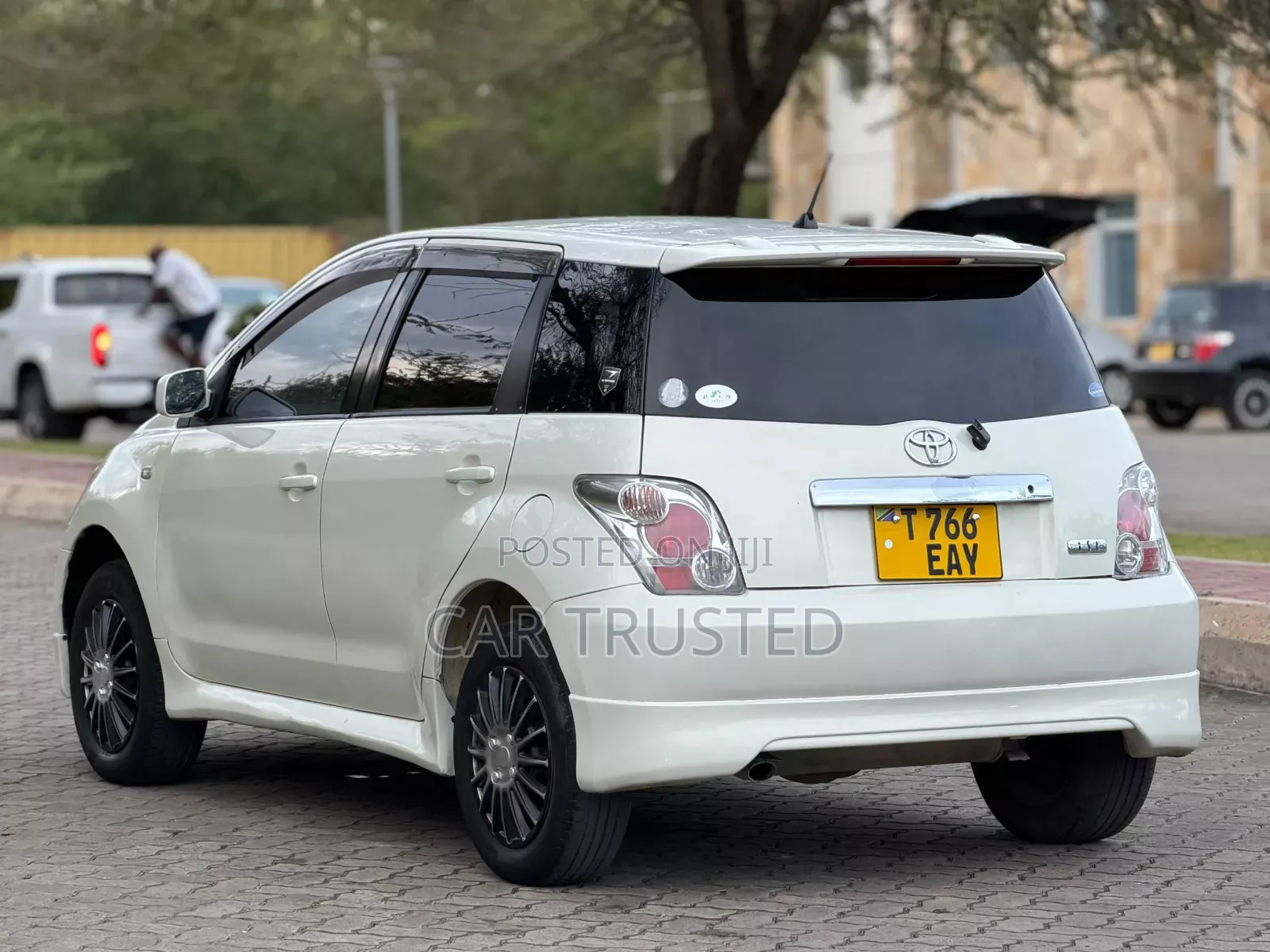 Toyota IST 2005 White