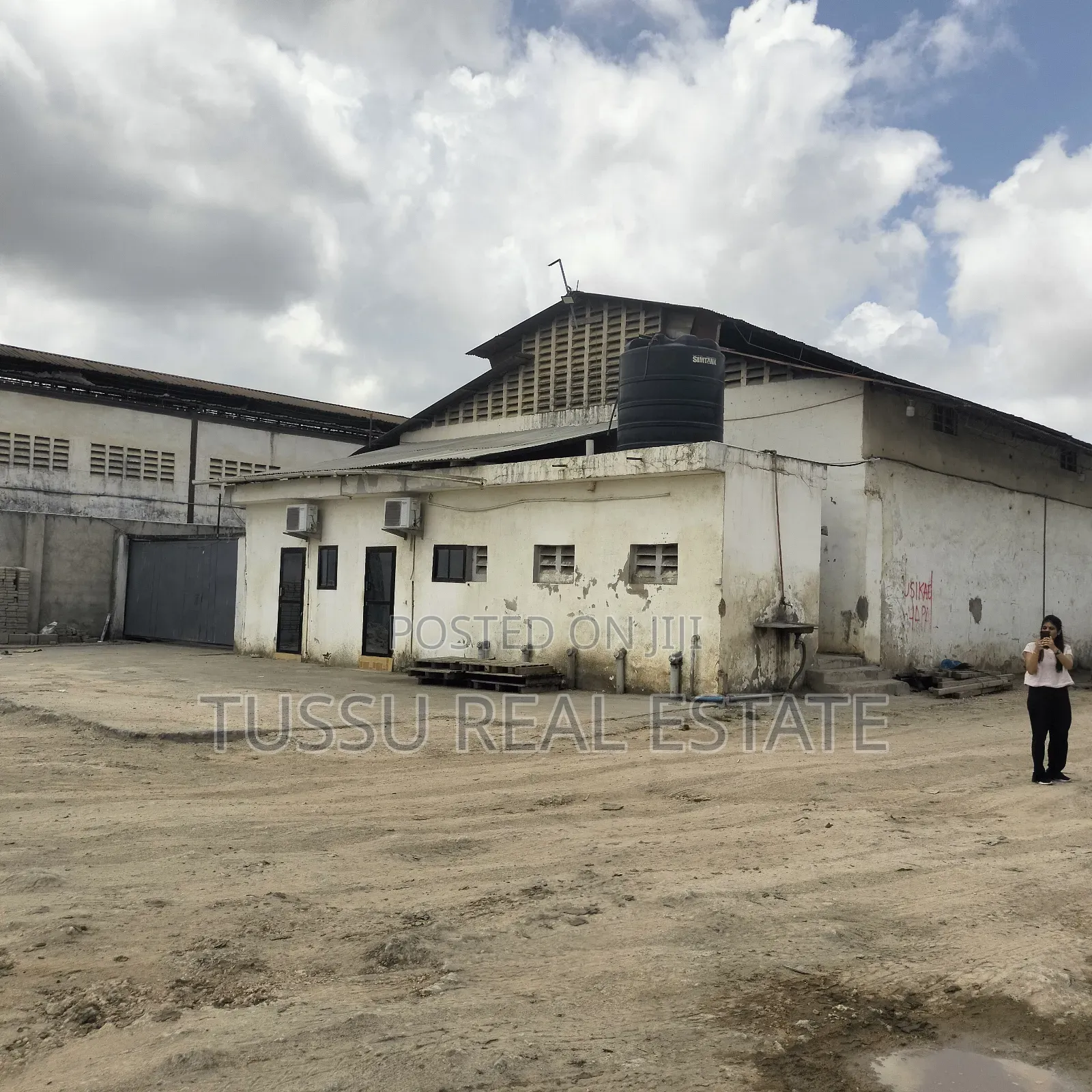 Yard and Godown for Rent Sokota Mandela Rd