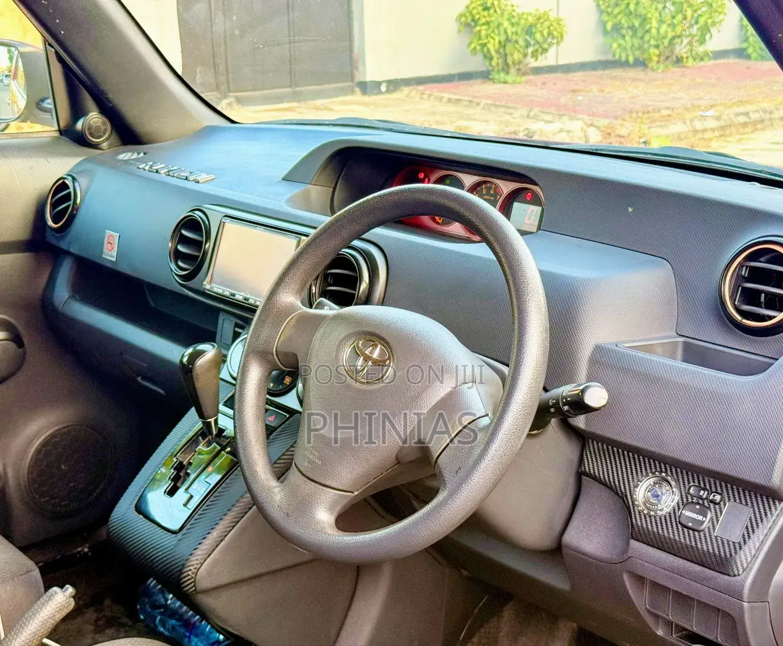 Toyota Corolla Rumion 2009 Red