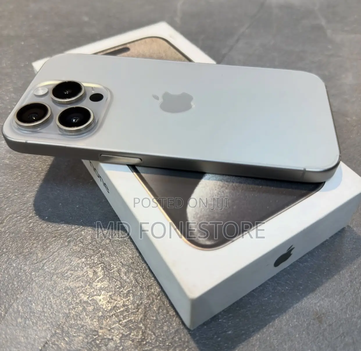 New Apple iPhone 15 Pro 256 GB Silver