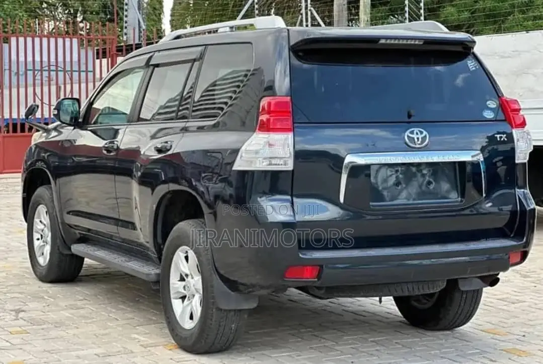 Toyota Land Cruiser Prado 2.7 i 2010 Black