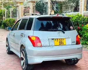 Toyota IST 2006 Silver