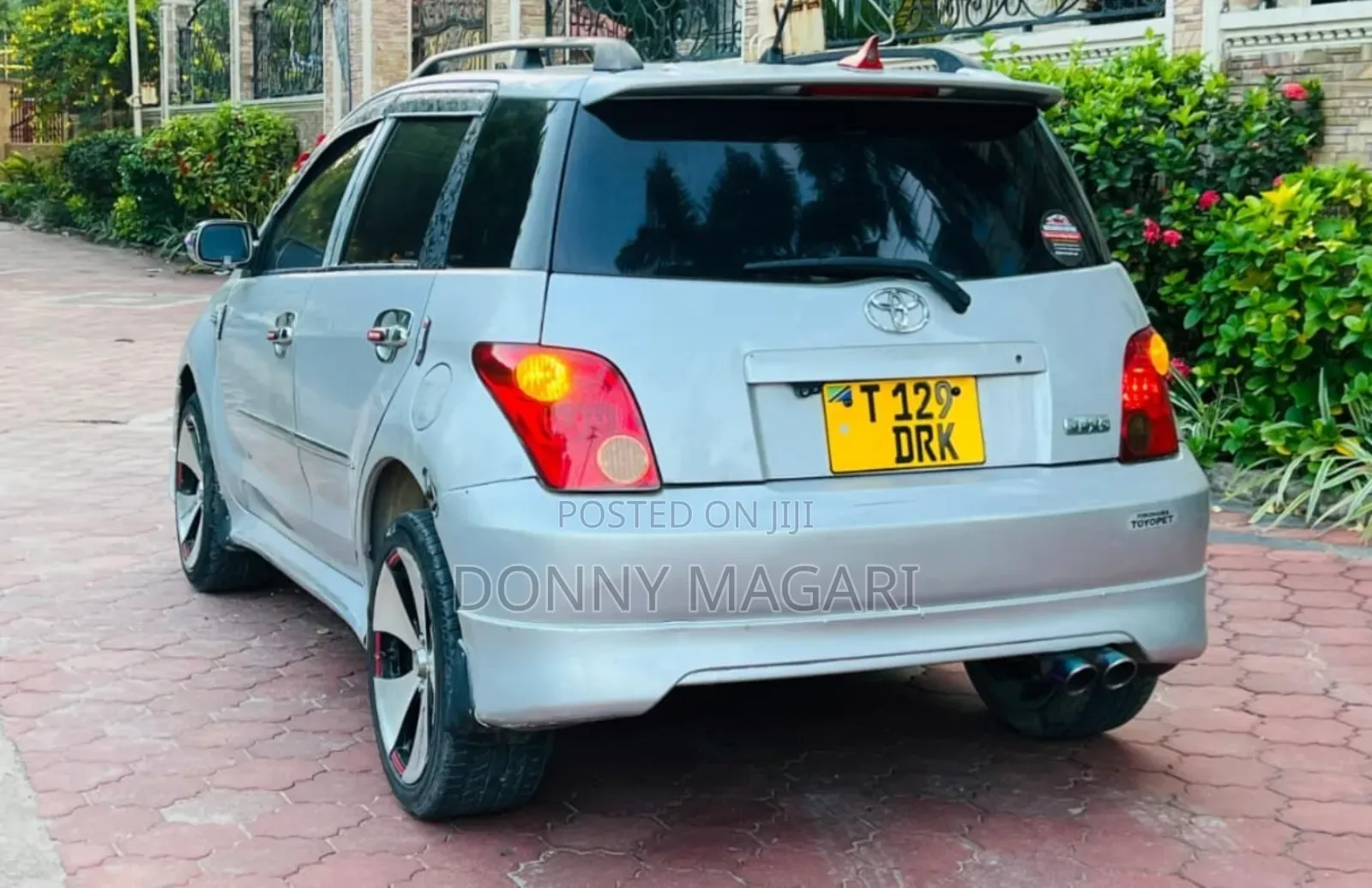 Toyota IST 2006 Silver
