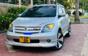 Toyota IST 2006 Silver