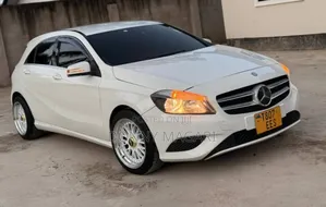 Mercedes-Benz A-Class 2014 White