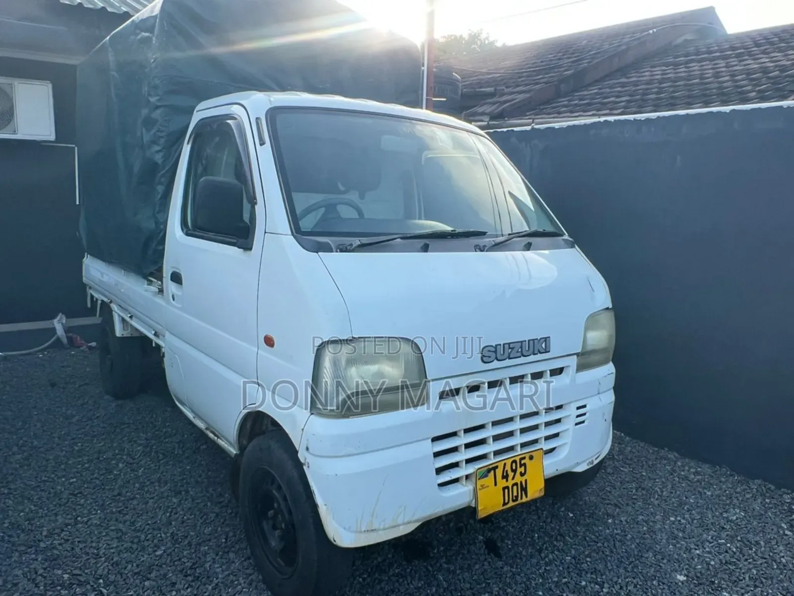 Suzuki Super Carry 2000 White