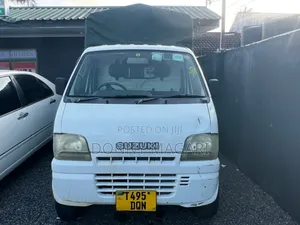 Suzuki Super Carry 2000 White
