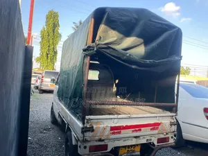 Suzuki Super Carry 2000 White