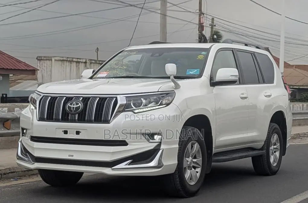 Toyota Land Cruiser Prado 2.7 2019 Off white