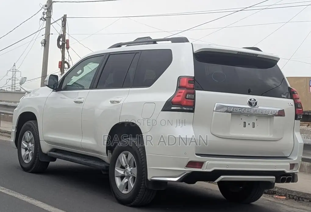 Toyota Land Cruiser Prado 2.7 2019 Off white