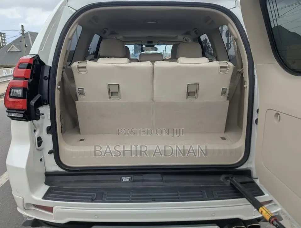 Toyota Land Cruiser Prado 2.7 2019 Off white