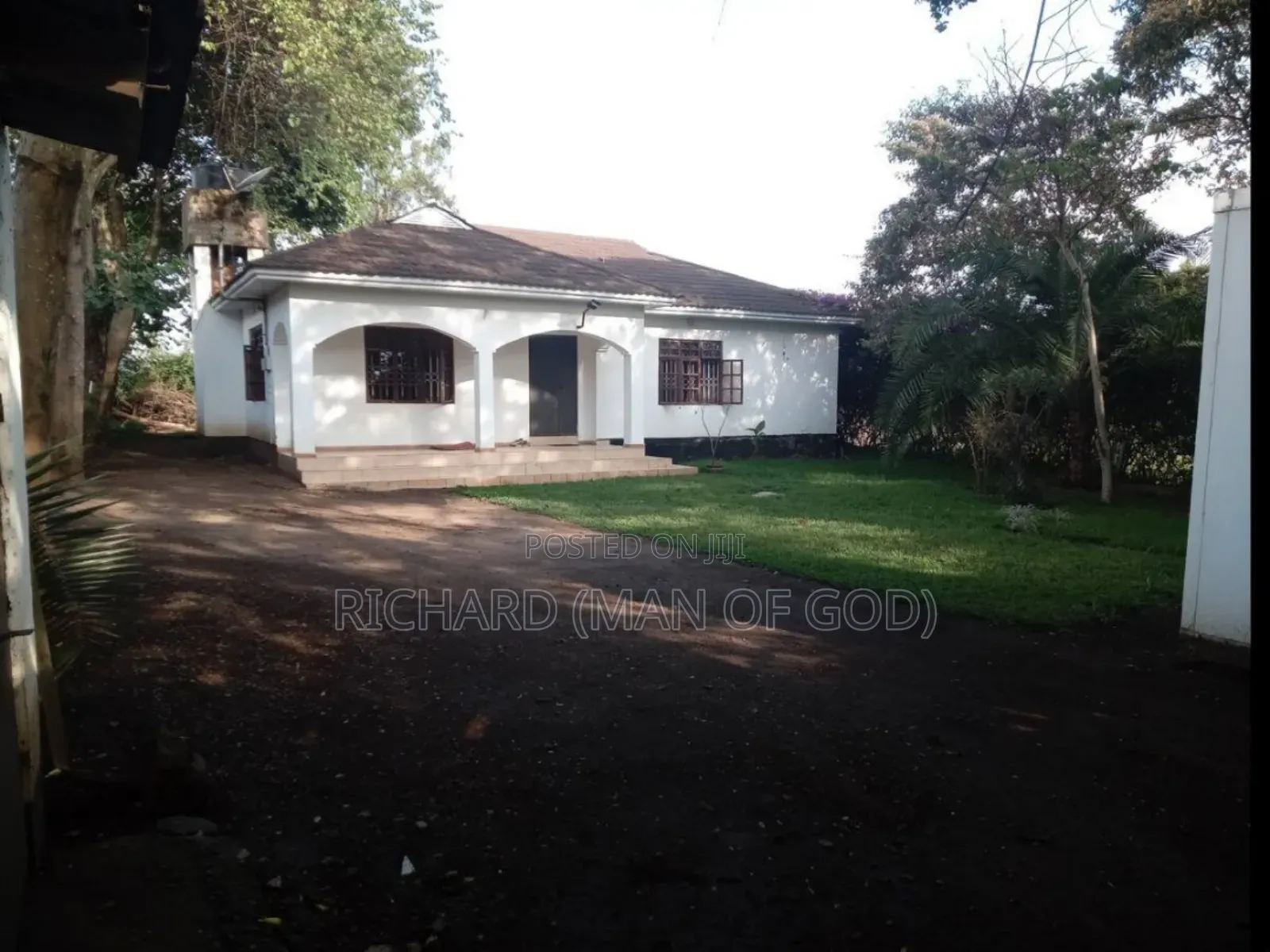 Furnished 3bdrm House in Central Business Area for rent