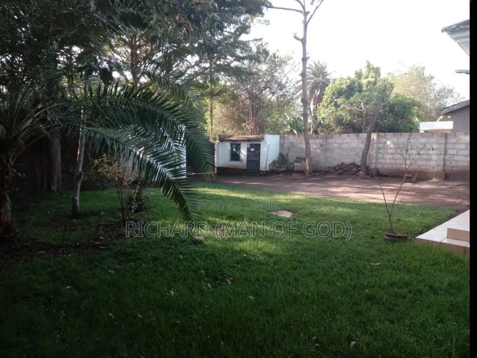 Furnished 3bdrm House in Central Business Area for rent