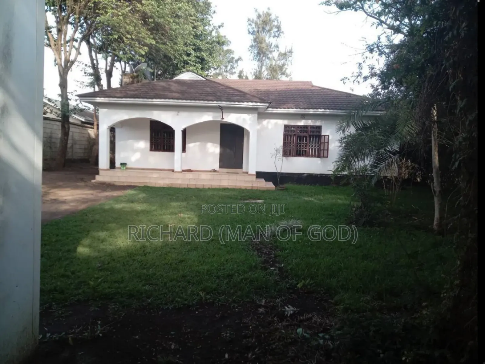 Furnished 3bdrm House in Central Business Area for rent