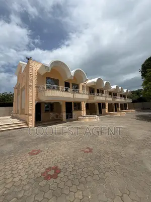 4bdrm Villa in Coolest Estate, Masaki for rent