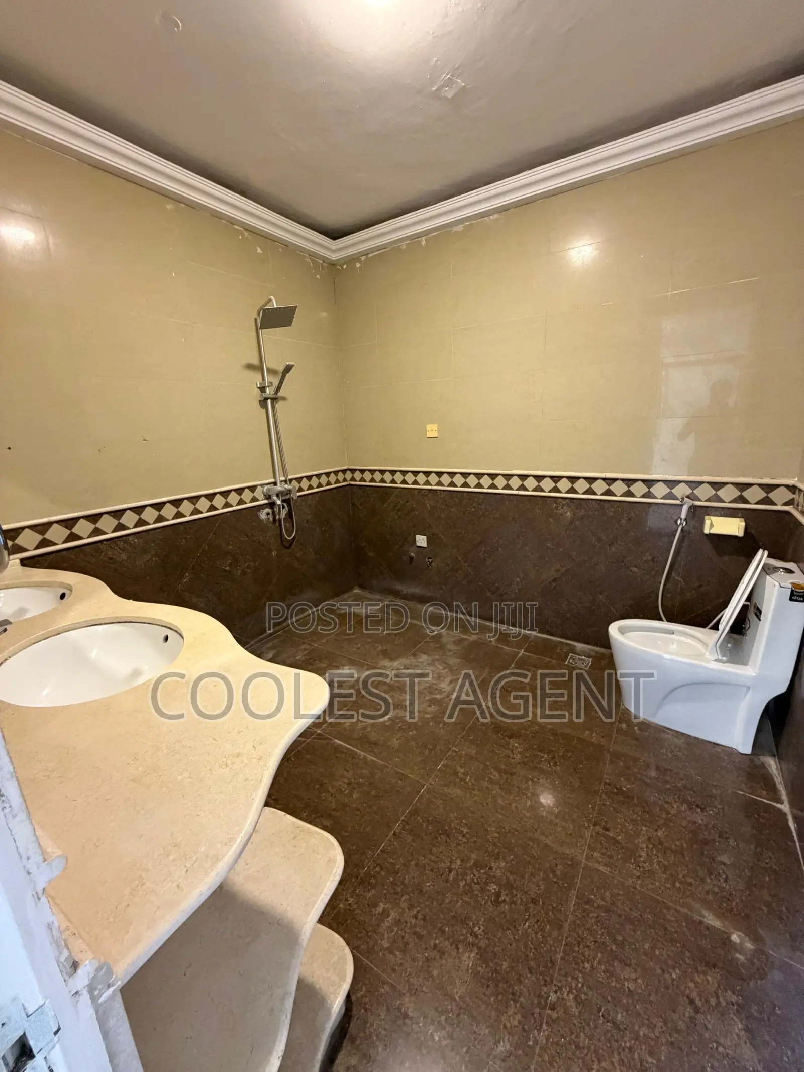 4bdrm Villa in Coolest Estate, Masaki for rent