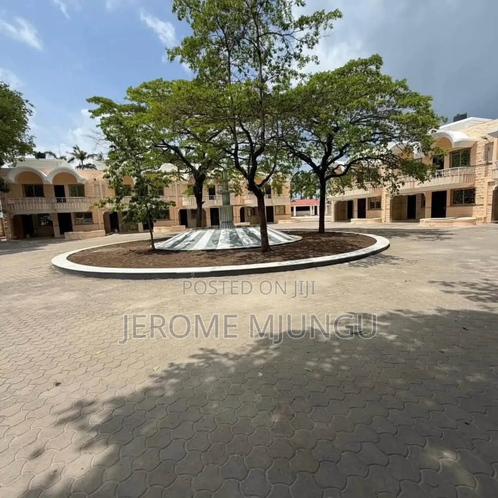 4bdrm Villa in Masaki for rent