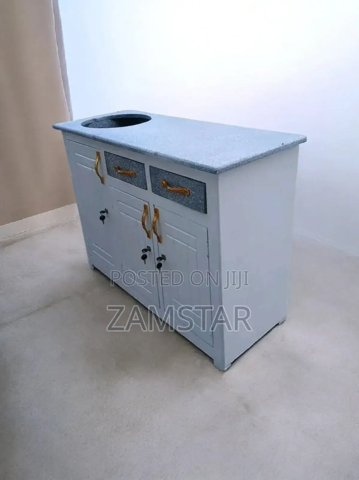 Meza Za Jikoni (Kitchen Cabinets)