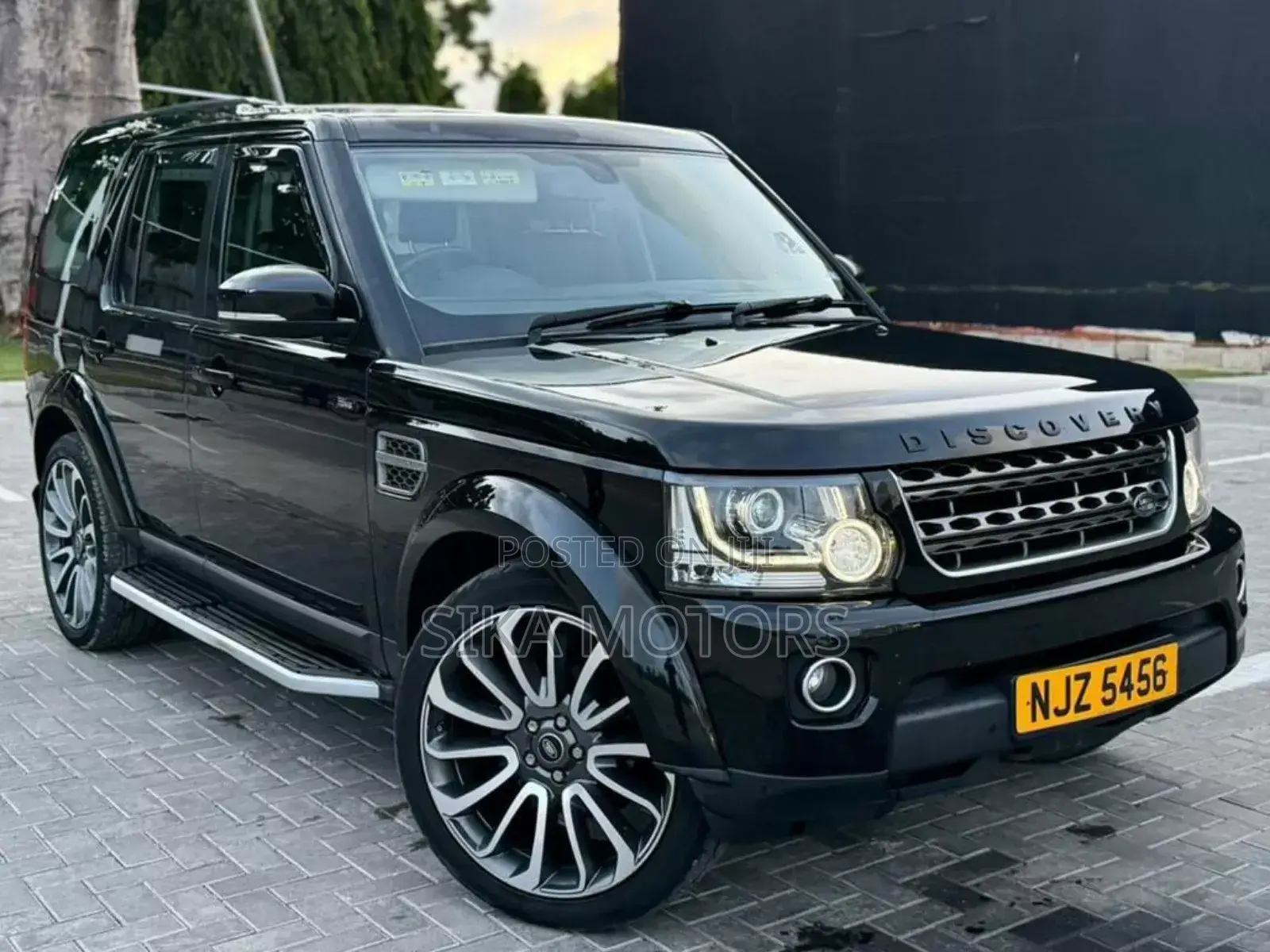 Land Rover Discovery 2008 Black