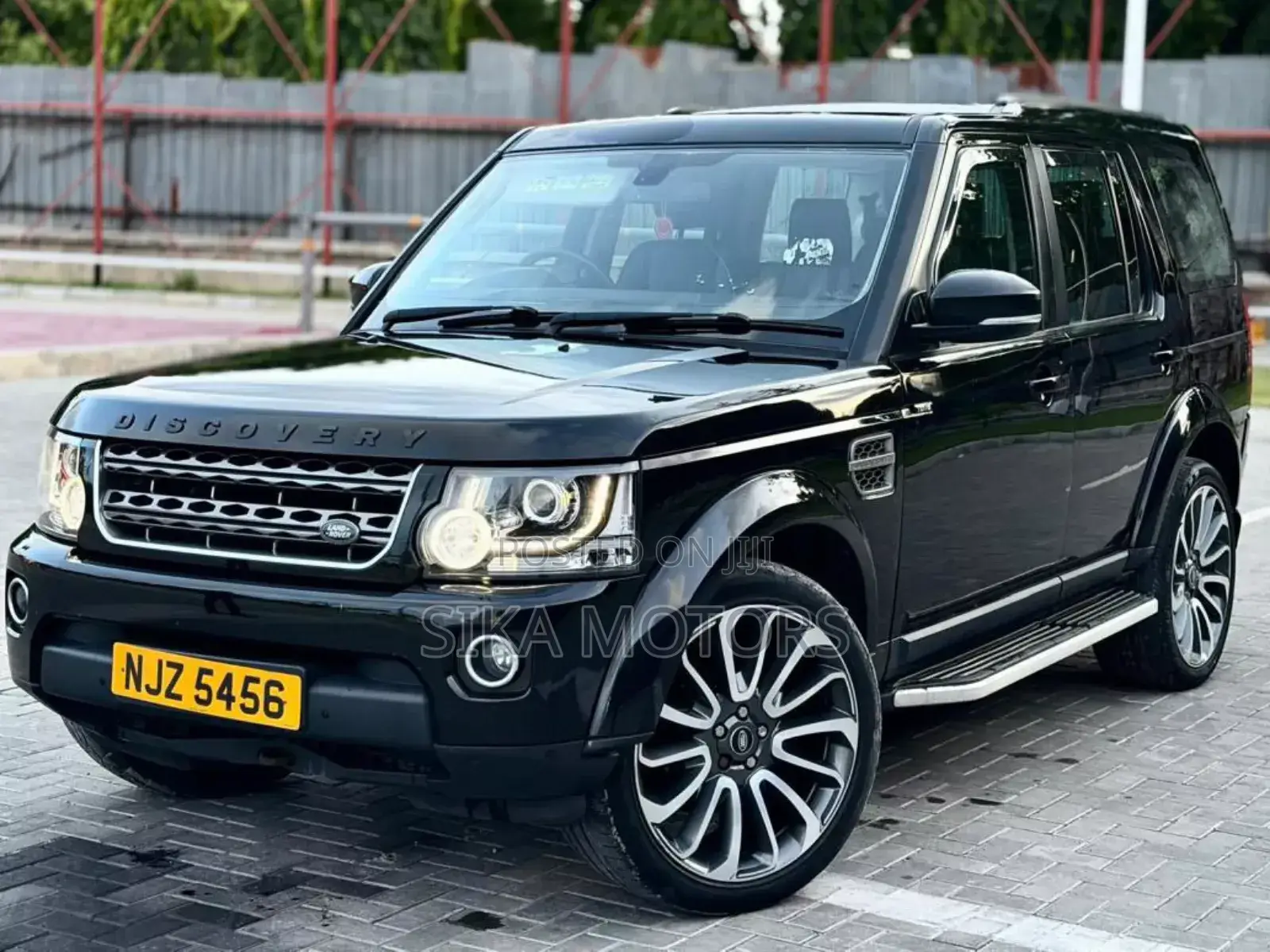 Land Rover Discovery 2008 Black