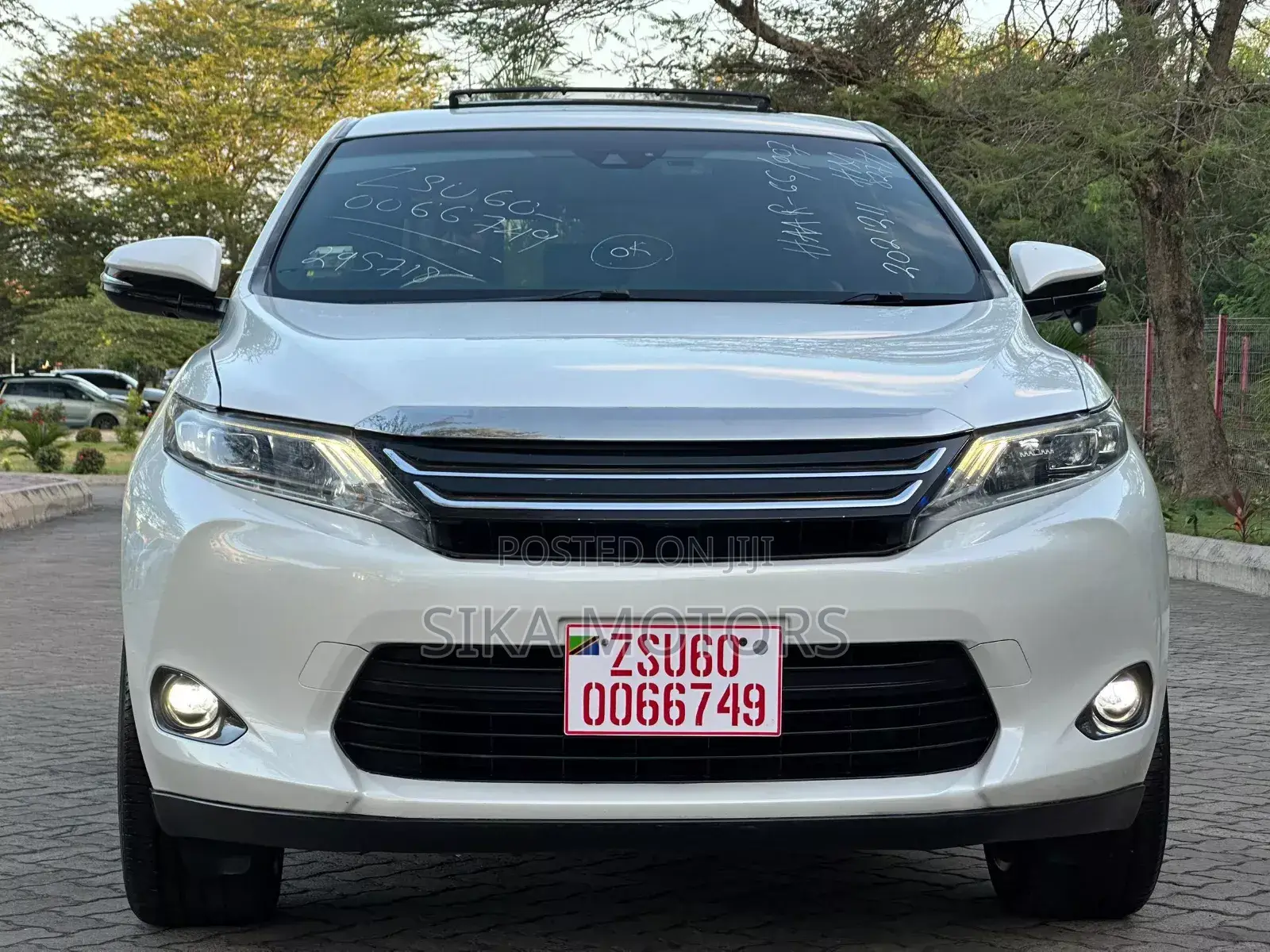 Toyota Harrier 2015 White