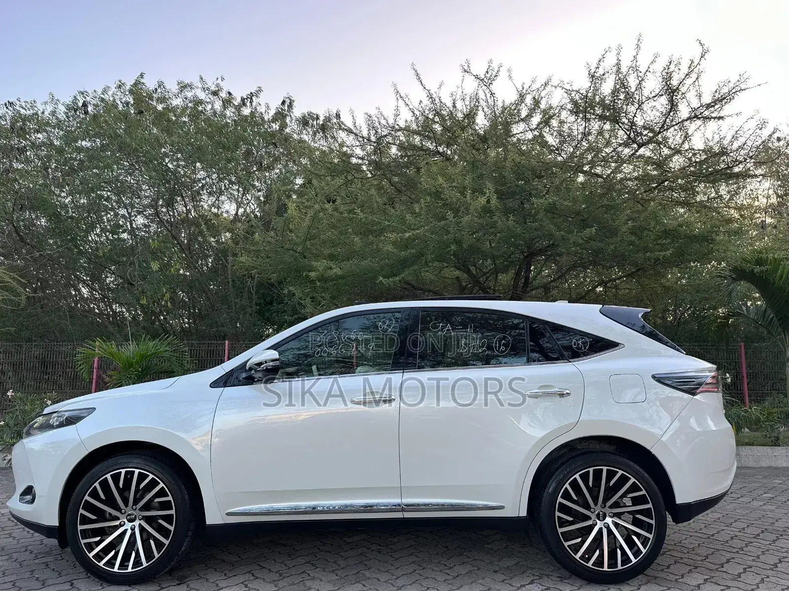 Toyota Harrier 2015 White