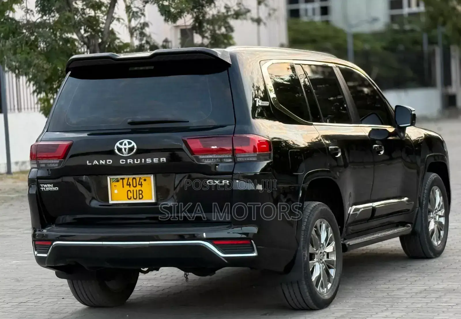 Toyota Land Cruiser 2010 Black