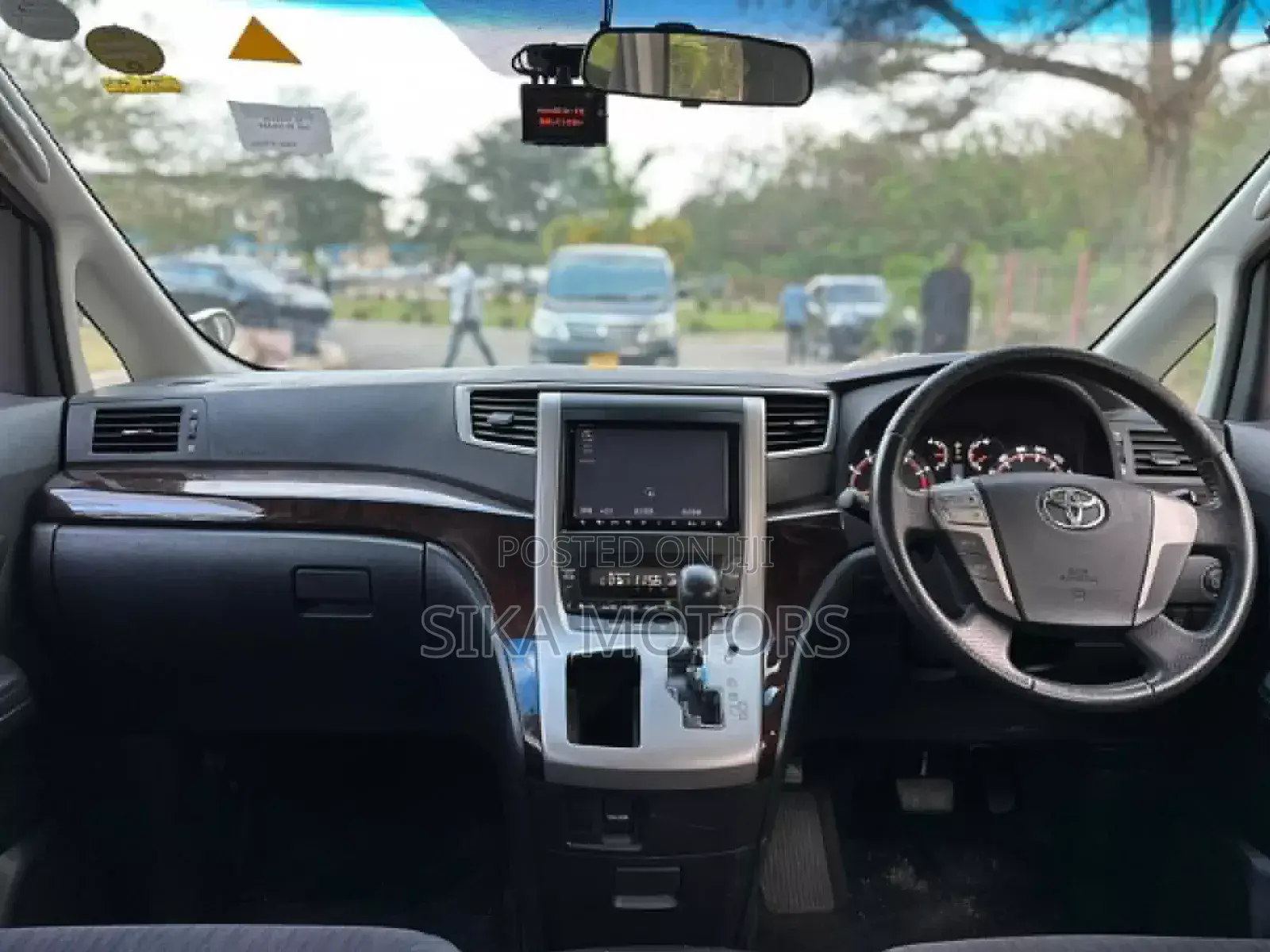 Toyota Alphard 2013 White