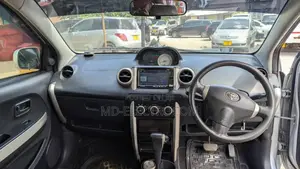 Toyota IST 2005 Silver