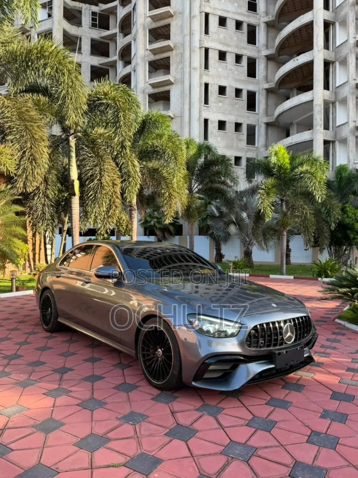 Mercedes-Benz E200 2017 Gray