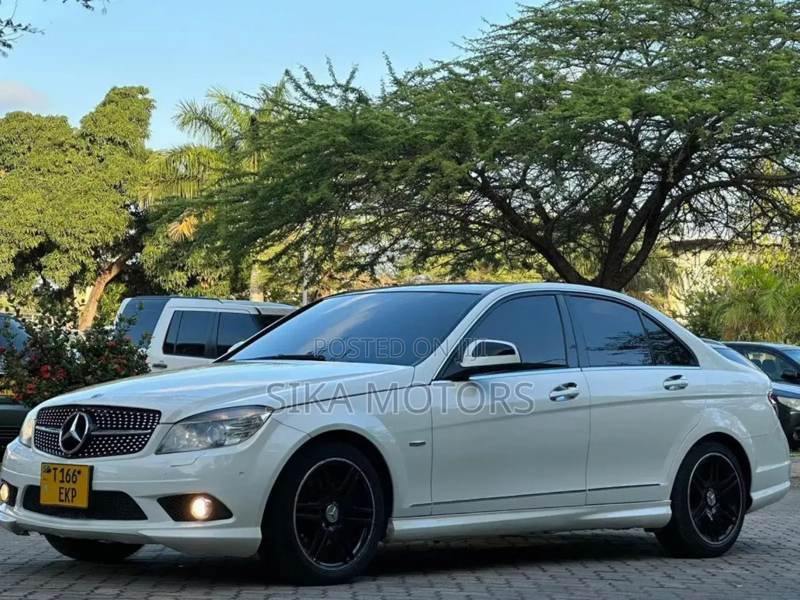 Mercedes-Benz C-Class 2008 White