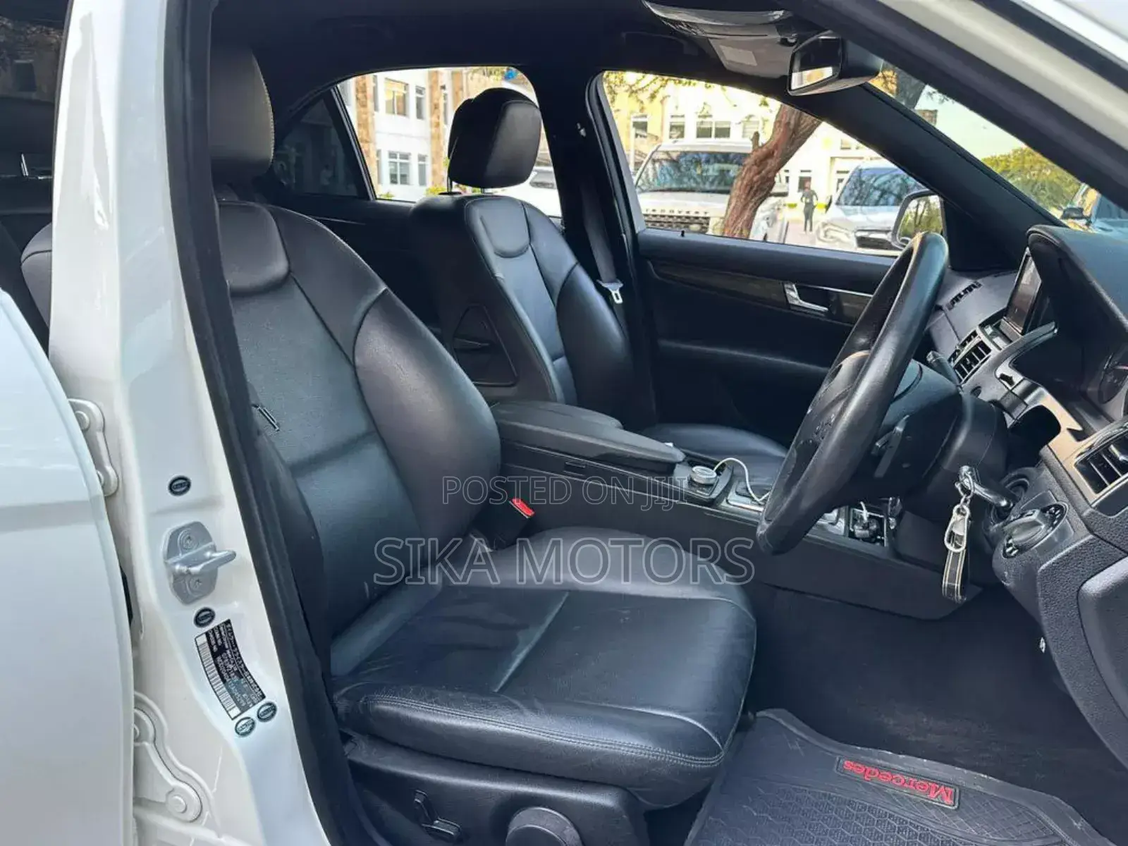 Mercedes-Benz C-Class 2008 White
