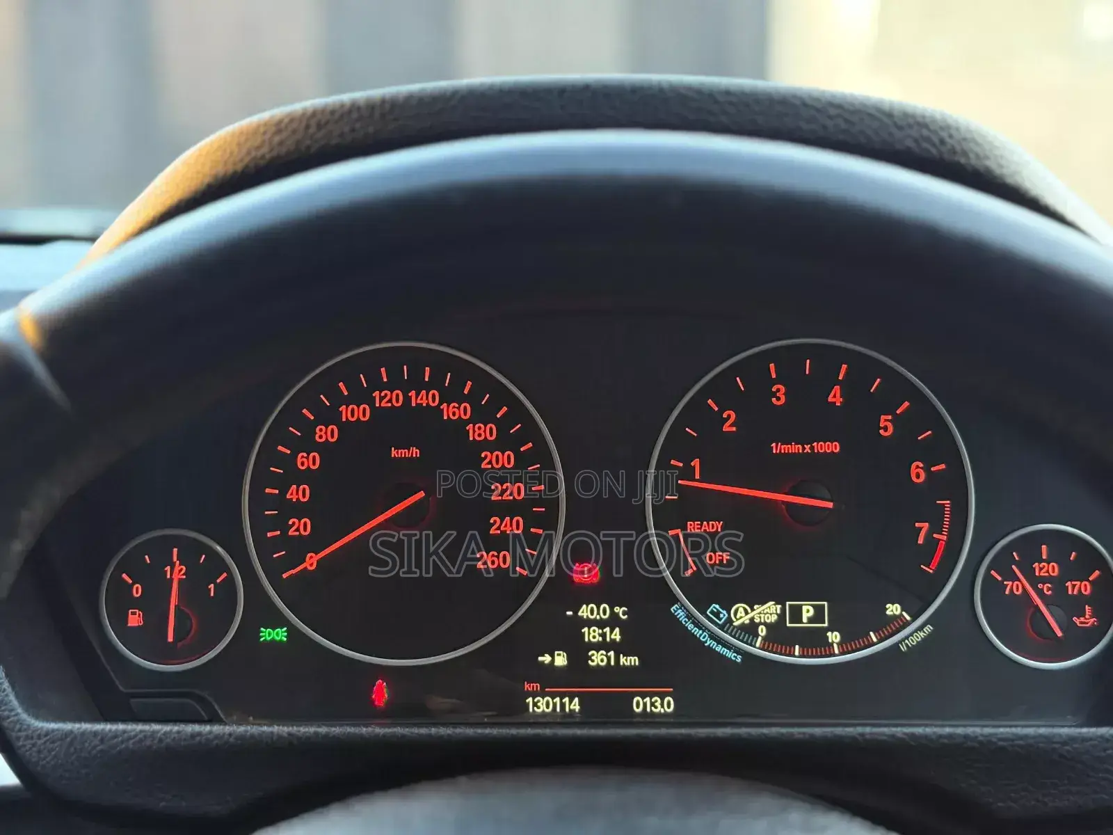 BMW 320i Sedan RWD 2013 Black