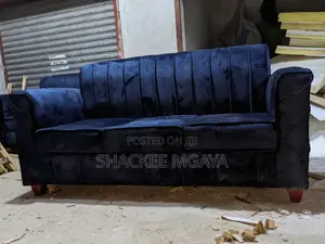 Sofa La Watu Watatu