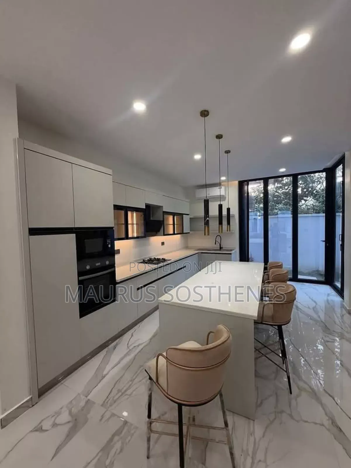 Furnished 5bdrm Villa in Oyster Bay for rent
