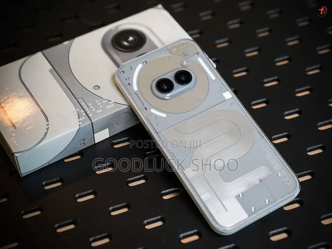 New Nothing Phone 2a Plus 256 GB Silver