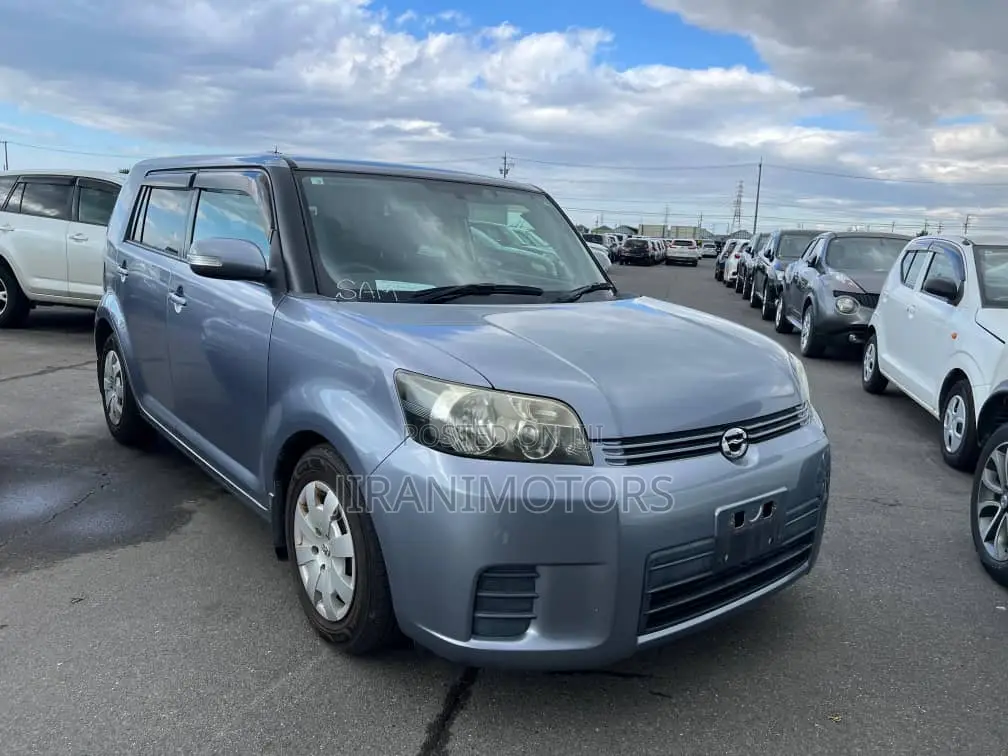 Toyota Corolla Rumion Hatchback 1.5 FWD 2008 Gray