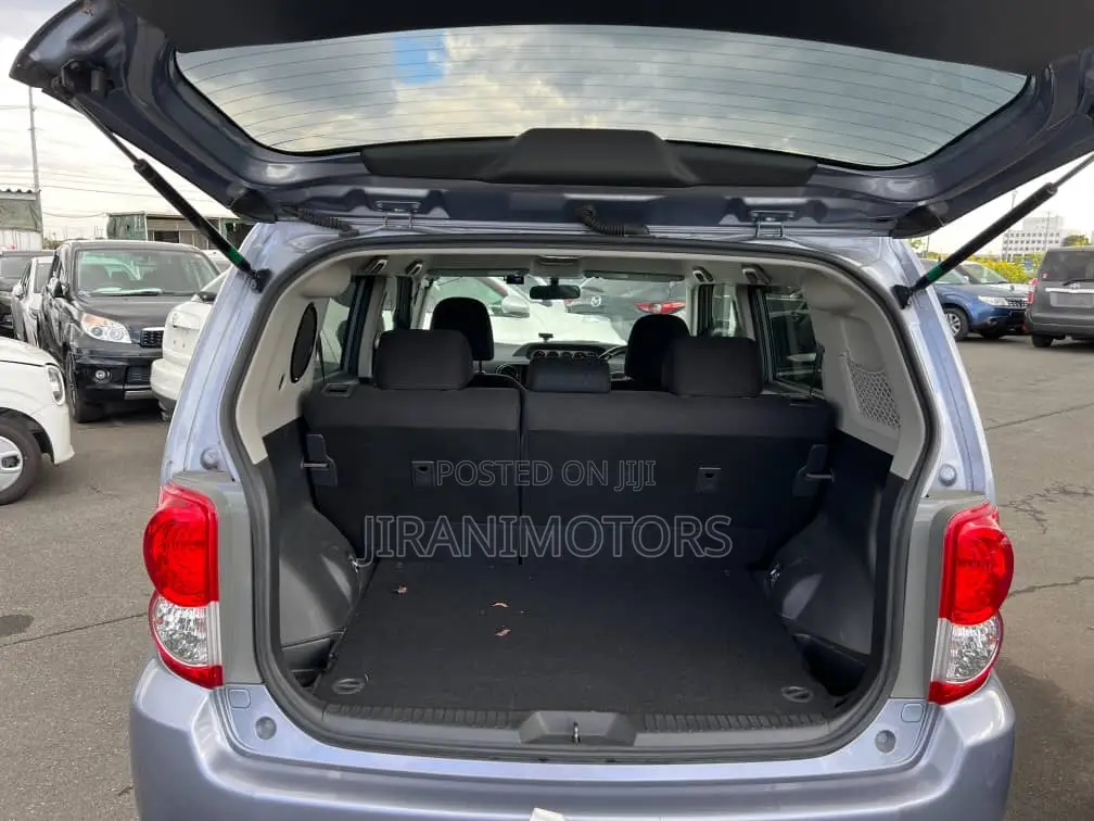Toyota Corolla Rumion Hatchback 1.5 FWD 2008 Gray