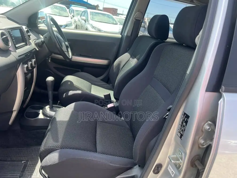 Toyota IST 2004 Gray