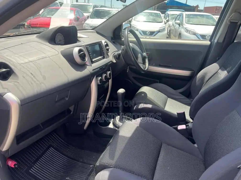 Toyota IST 2004 Gray