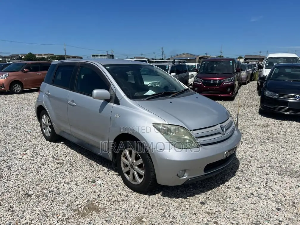 Toyota IST 2004 Gray
