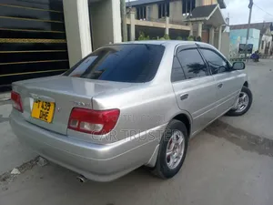 Toyota Carina 1.5 FWD Sedan 2001 Silver