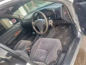 Toyota Carina 1.5 FWD Sedan 2001 Silver