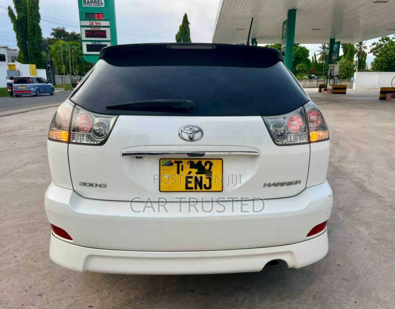 Toyota Harrier 2.4 2006 White