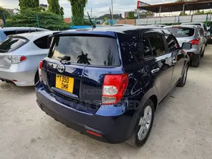 Toyota IST 2009 Blue